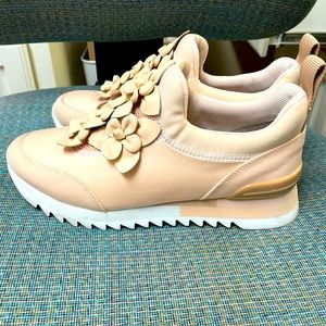 Tory Burch gorgeous and rare sneakers!!!